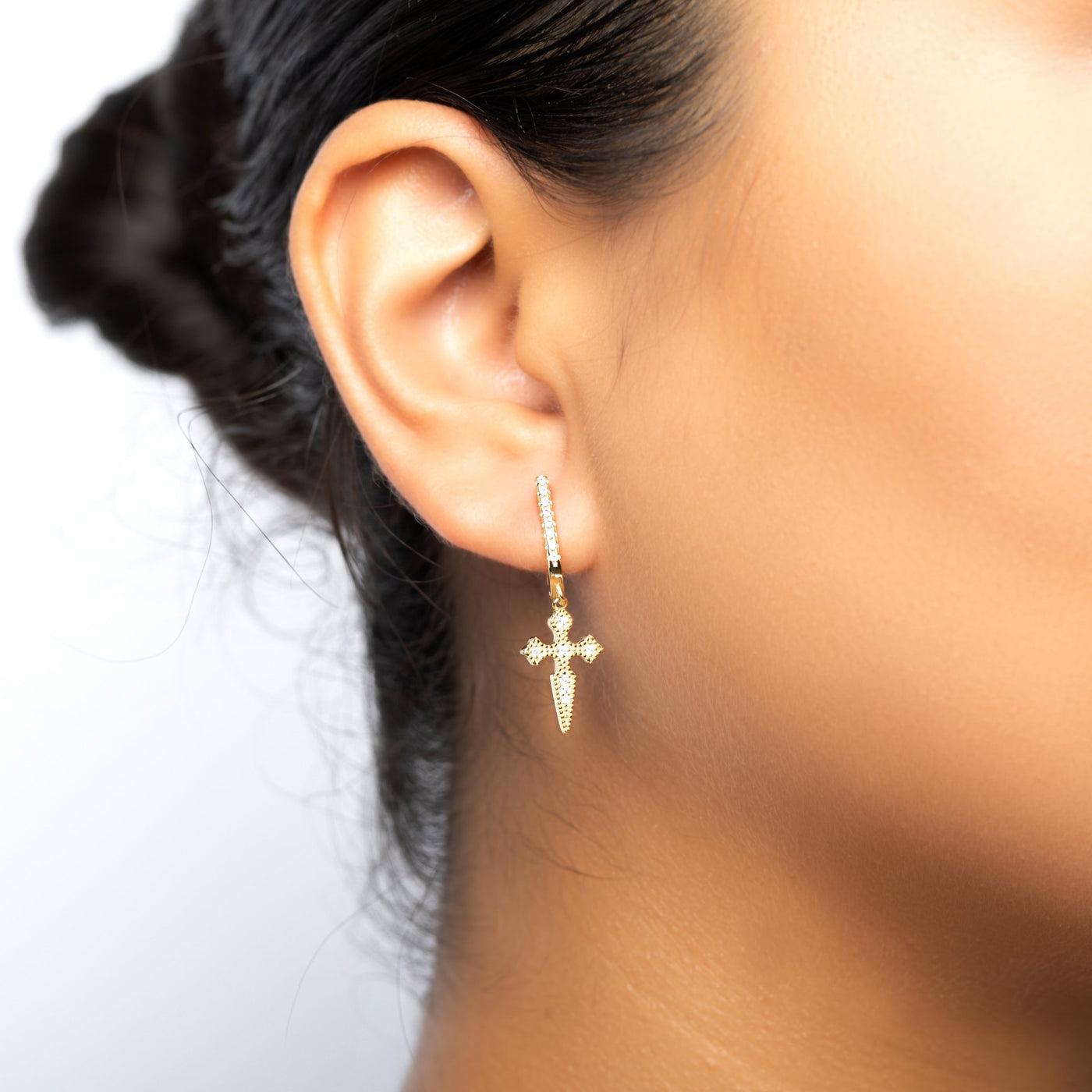 INTTN Sharp Cross Drop Pavé Diamond Huggie Hoops Women's Earing Thick 18k gold layered on 925 sterling silver with cbic zirconia