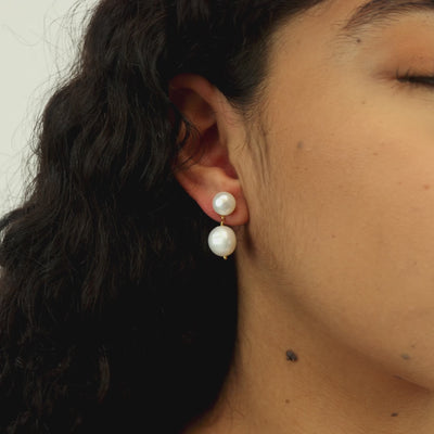 INTTN Pearl Drop Earings Women's Earing Thick 18k gold layered on 925 sterling silver 