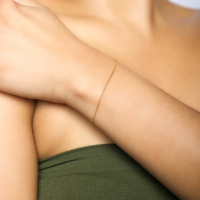 Modern Simple Minimalist Jewelry Women's Bracelet Thin Slick Cable Chain 1mm 18k Gold Layered on 925 Sterling Silver 
