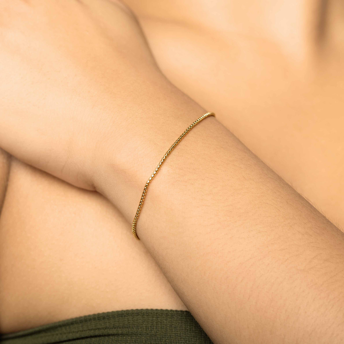 Modern Simple Minimalist Jewelry Women's Bracelet thin Slick Round box chain 1.3mm 18k Gold Layered on 925 Sterling Silver  